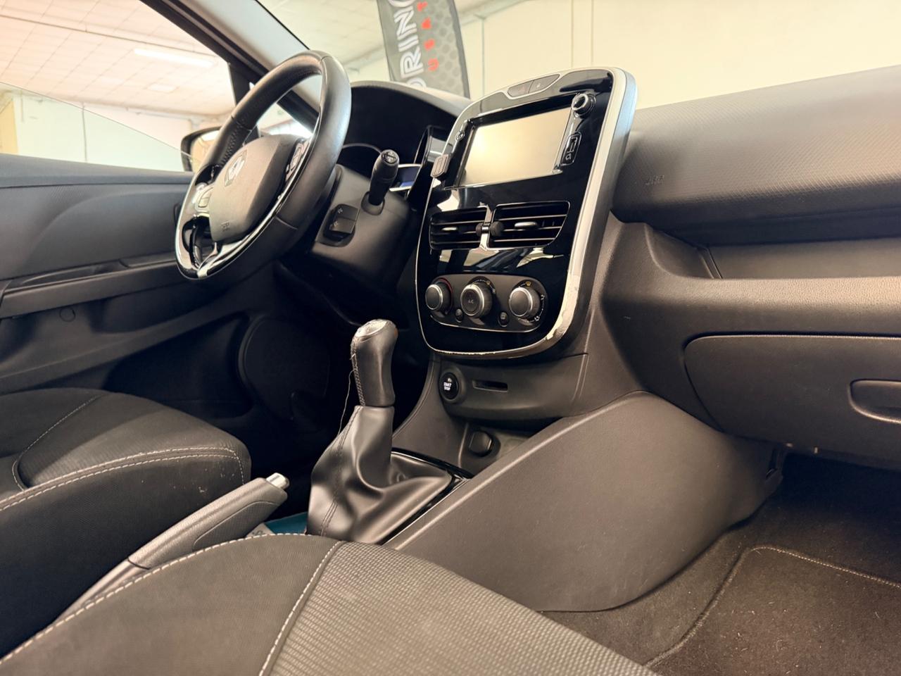 Renault Clio 1.2 75CV 5 porte Life