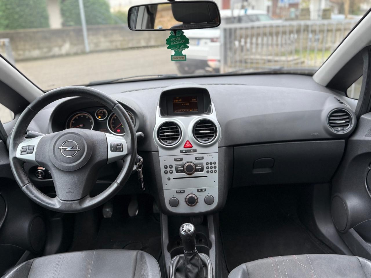 Opel Corsa 1.2 BENZINA 5P. 2013 POCHI KM NEOPATENTATI