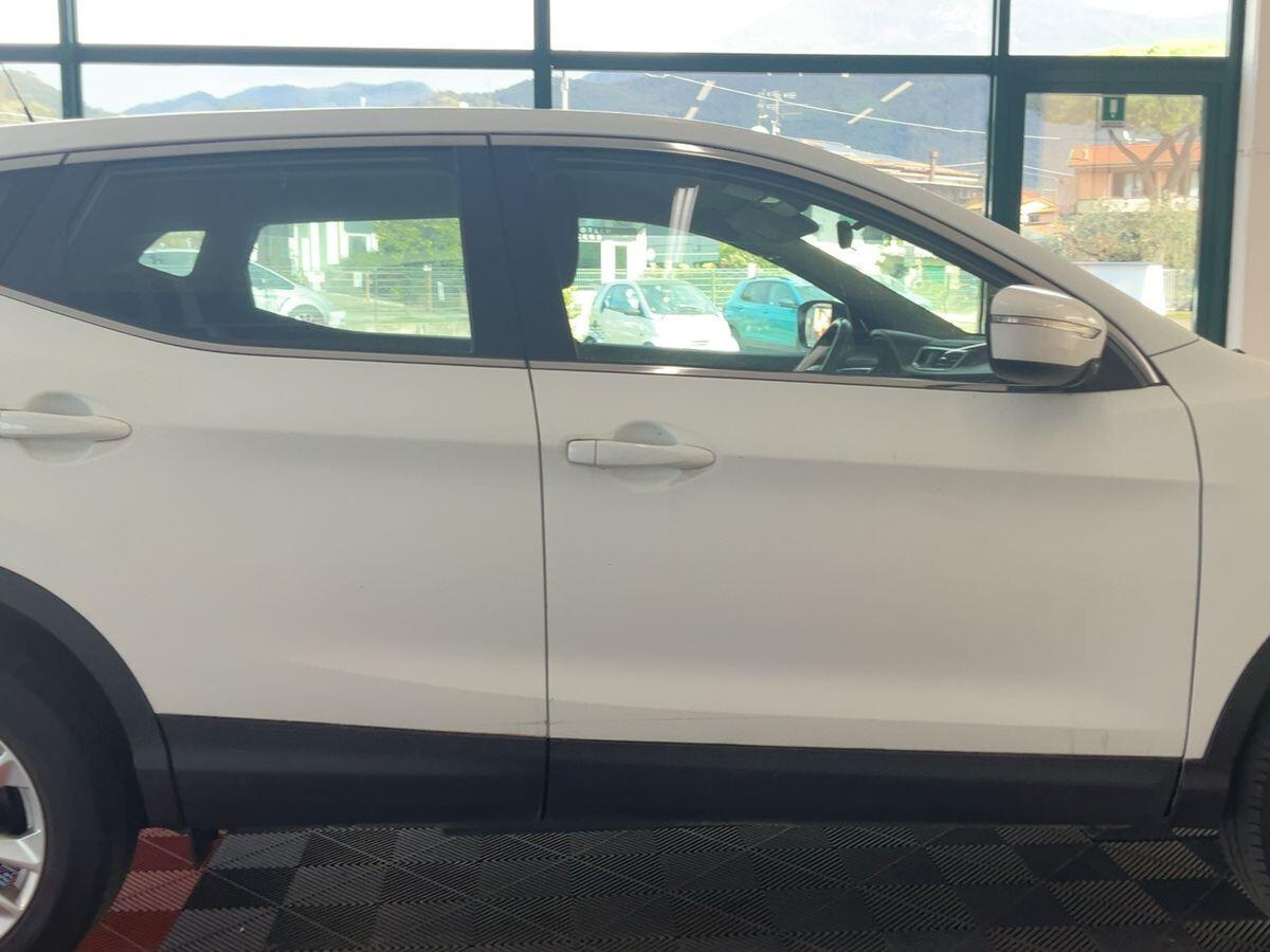 Nissan Qashqai 1.2 DIG-T Acenta