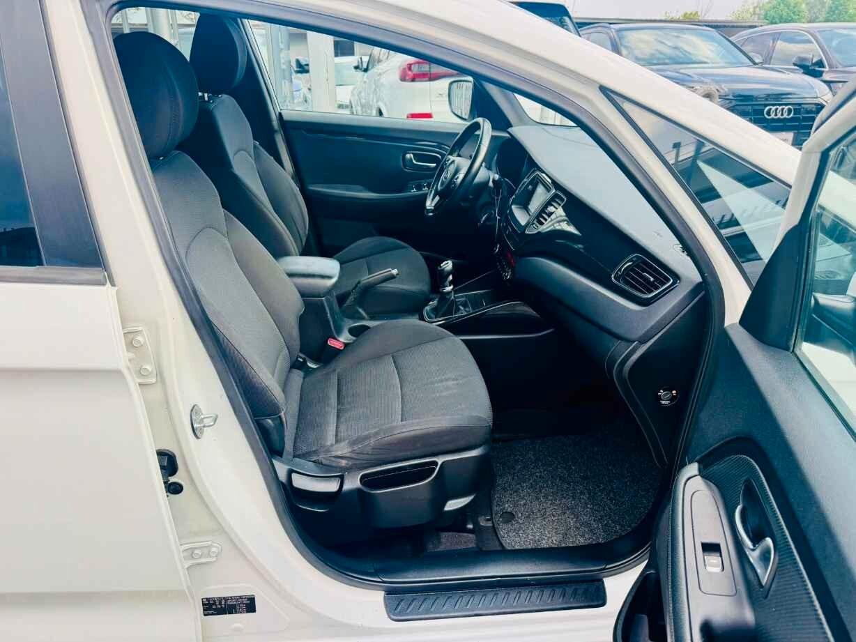 Kia Carens 1.7 CRDi 115 CV Class