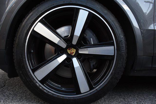 PORSCHE Cayenne 3.0 V6 E-Hybrid *MY24* TETTO*PASM*22"*BOSE*DISPLAY