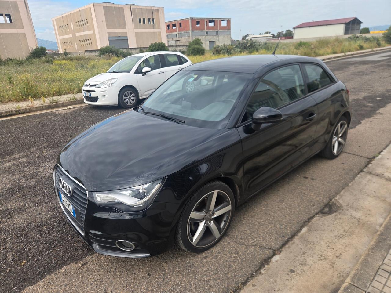 Audi A1 1.6 TDI 105 CV Ambition 2011