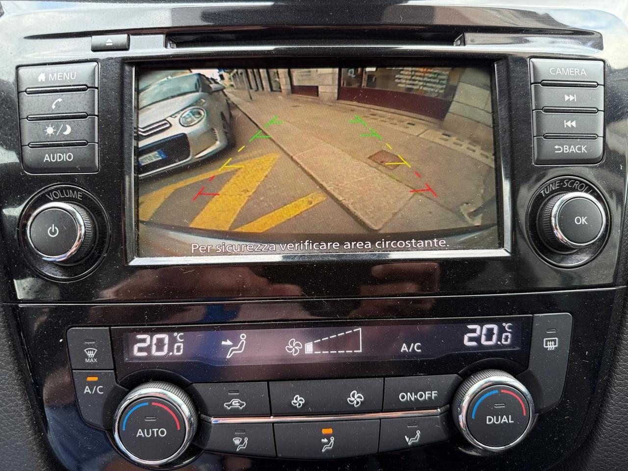 Nissan Qashqai Acenta Premium 1.3 DIG-T #5629