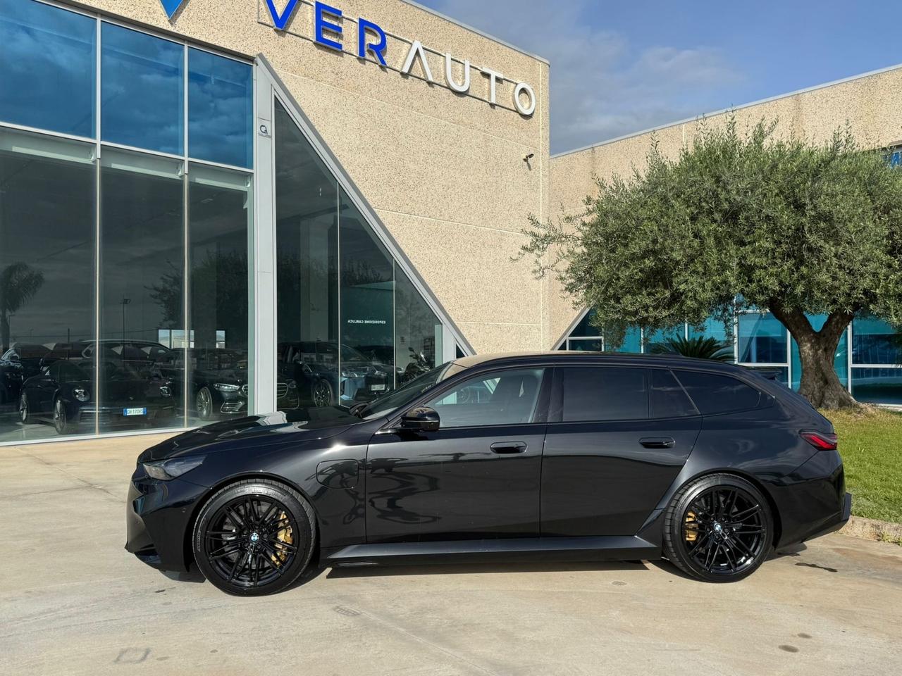 BMW M5 touring 727cv possibilità noleggio no scoring