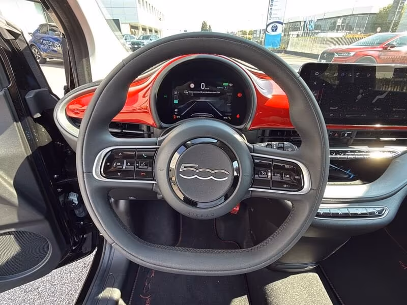 FIAT 500 Electric Elettrica 3+1 Red 95cv