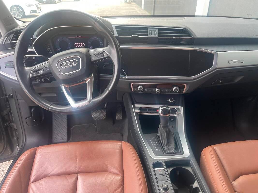 Audi Q3 35 2.0 tdi Business Advanced s-tronic