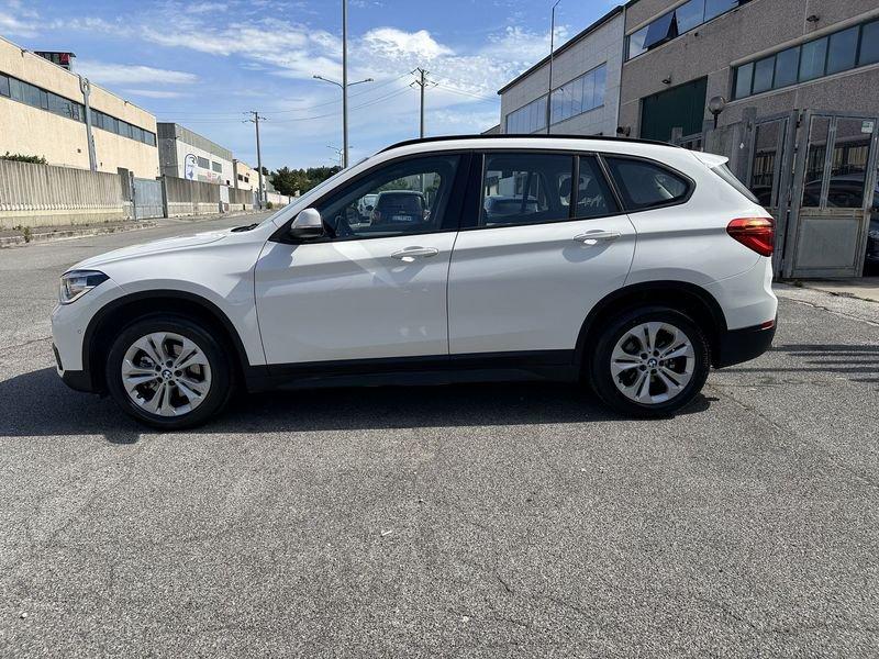 BMW X1 sDrive 18d Business Automatic 150cv