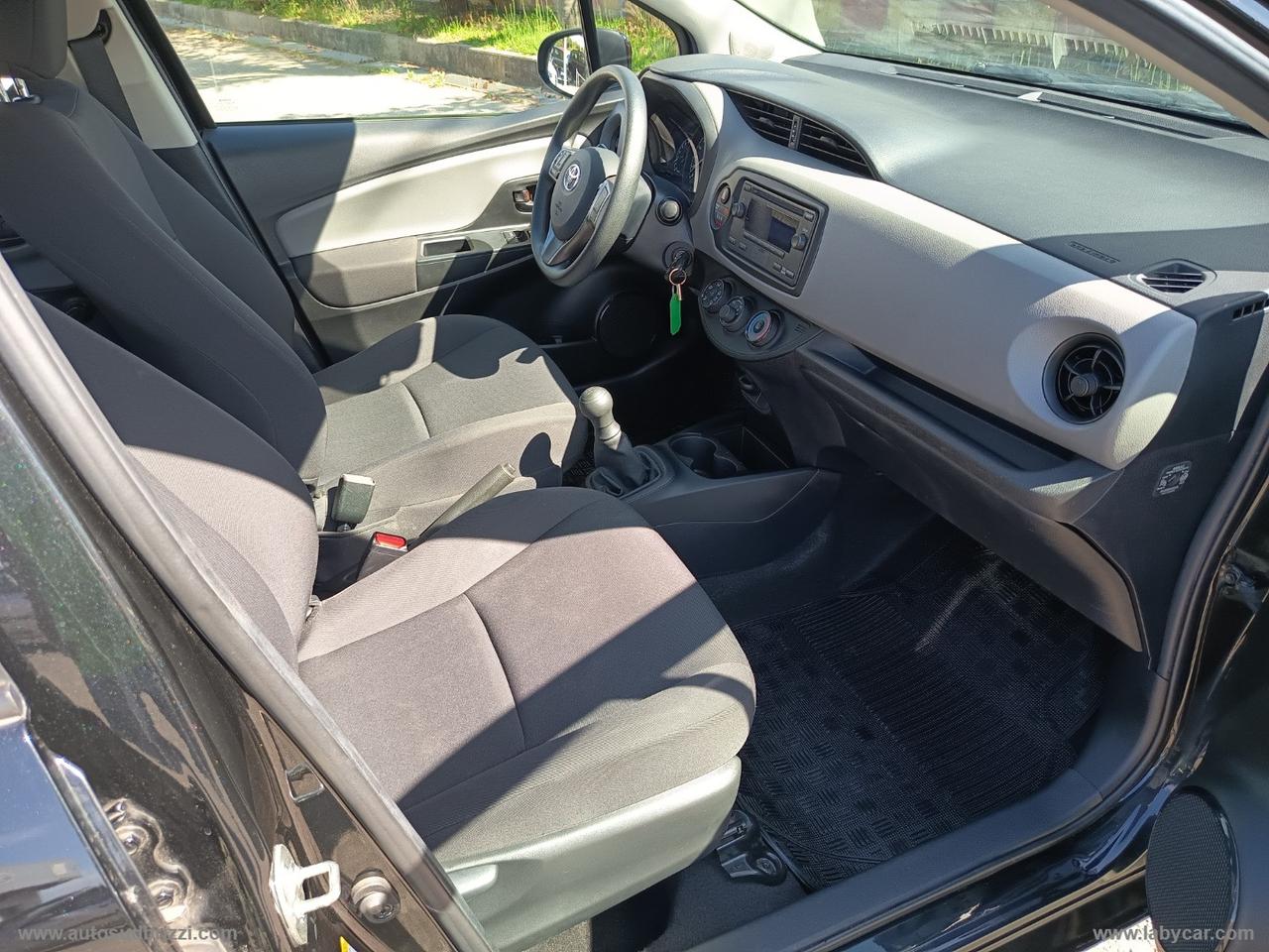 TOYOTA Yaris 1.0 72 CV 5p. Cool SOLO 29.000 KM