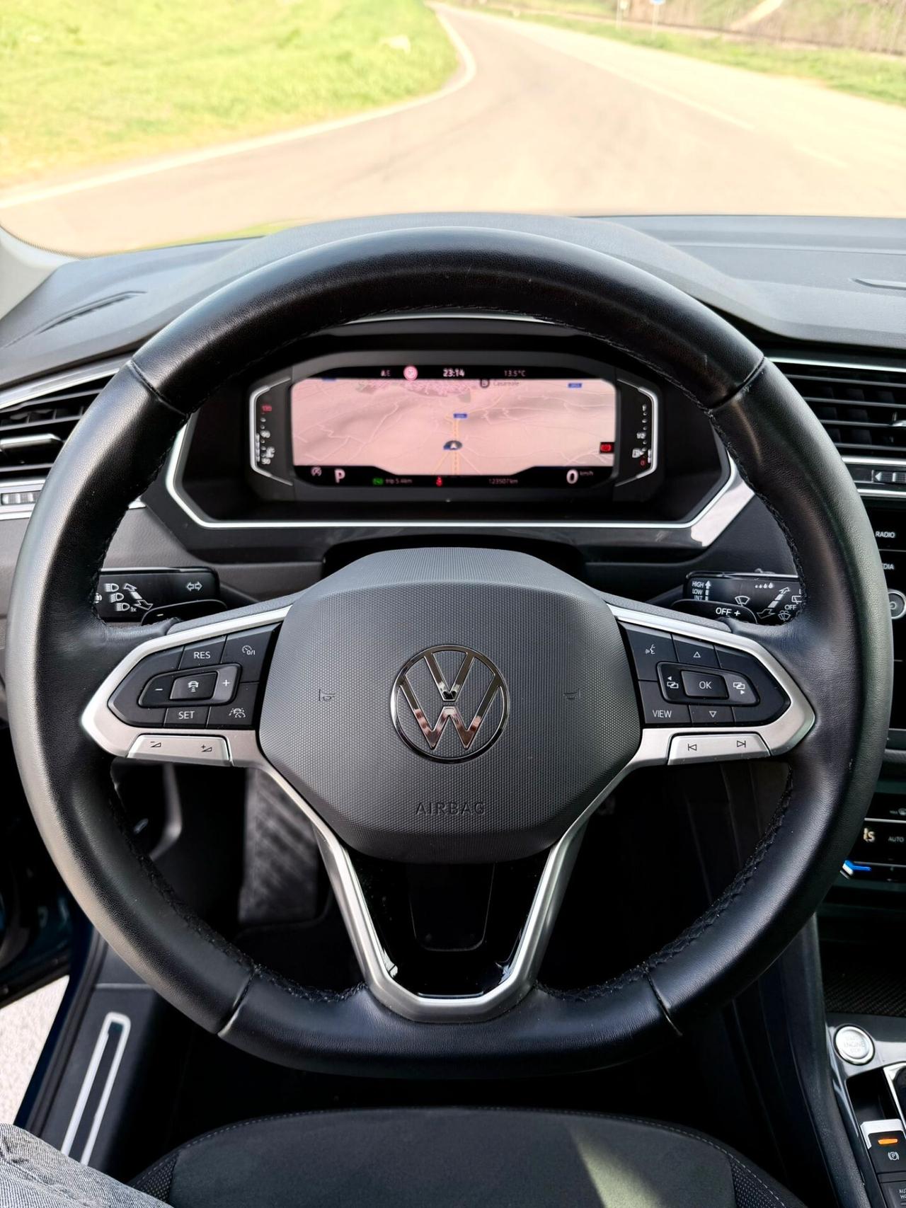 Volkswagen Tiguan 2.0 TDI 150 CV SCR DSG Elegance IVA ESPOSTA