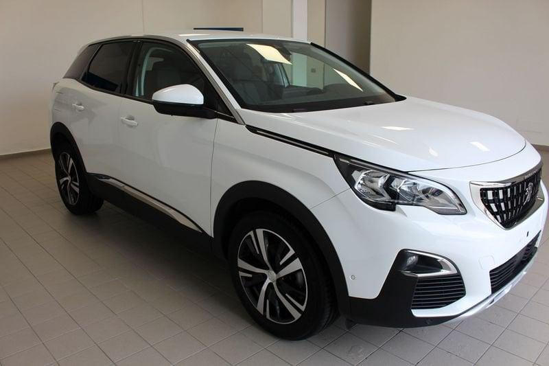 Peugeot 3008 BlueHDi 130 EAT8 S&S Allure