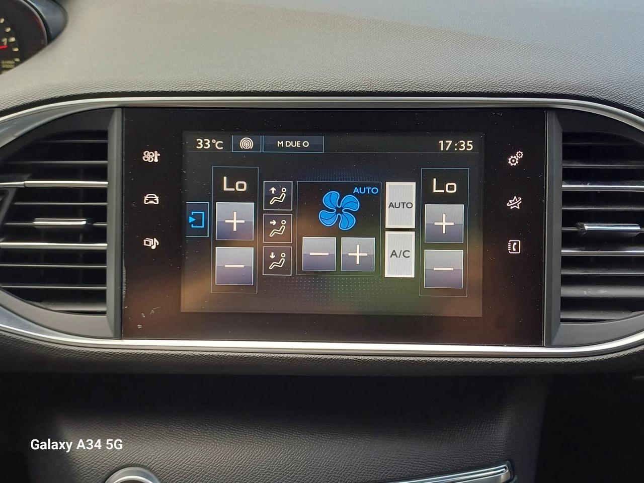 Peugeot 308 BlueHDi 100 S&S SW Business
