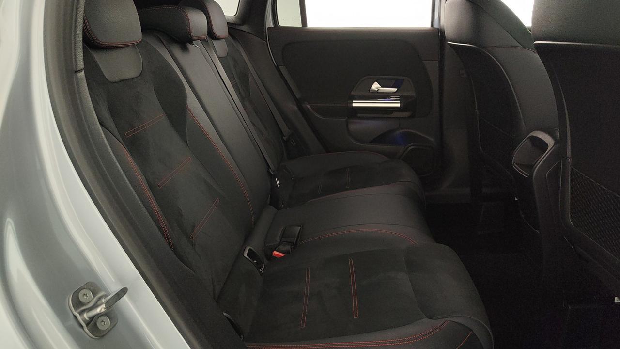 Mercedes-Benz GLA 180 AMG Line Advanced Plus auto