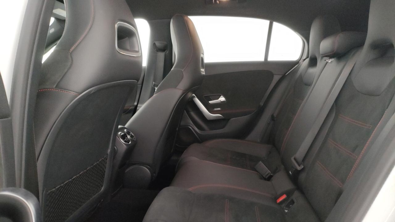 Mercedes-Benz Classe A - W177 2018 - A 180 d Premium auto