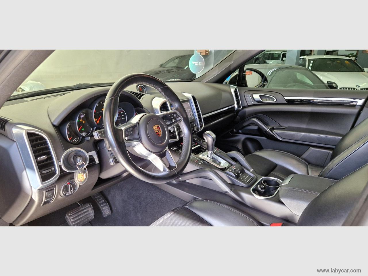 PORSCHE Cayenne 3.0 Diesel 250CV Platinum Edit.