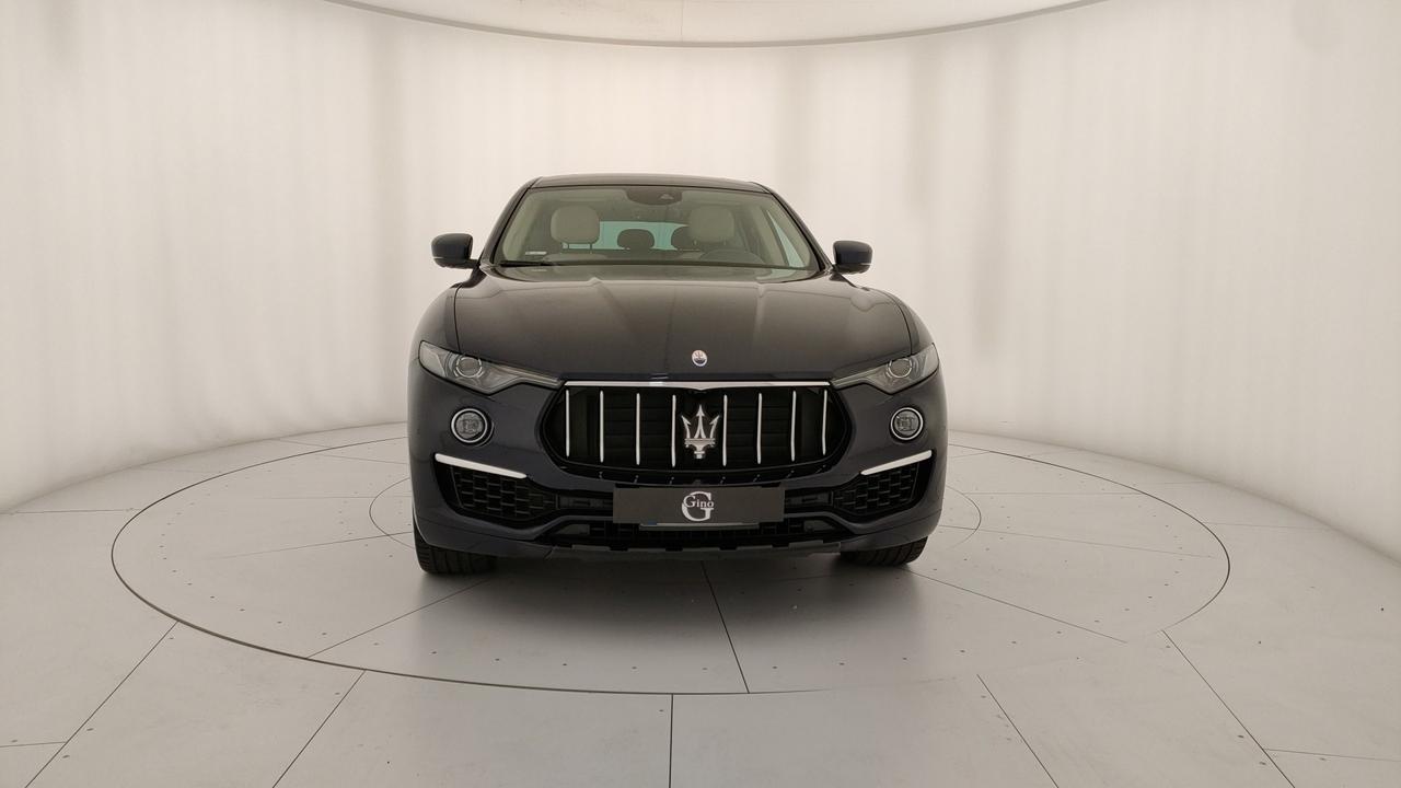 MASERATI Levante - Levante 3.0 V6 Granlusso 430cv auto