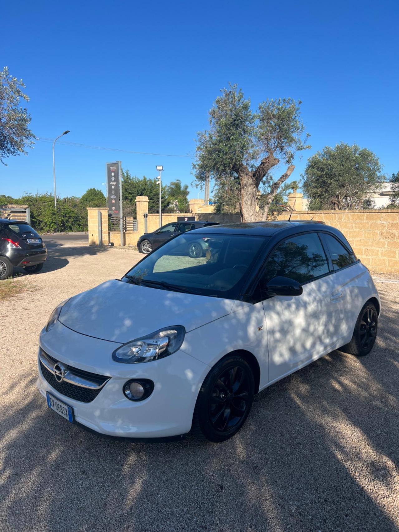 Opel Adam 1.2 70 CV full xfetta!!