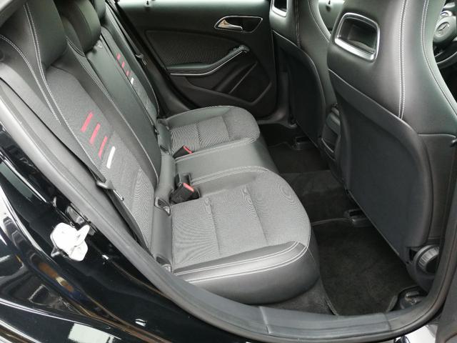 MERCEDES-BENZ A 180 d Business