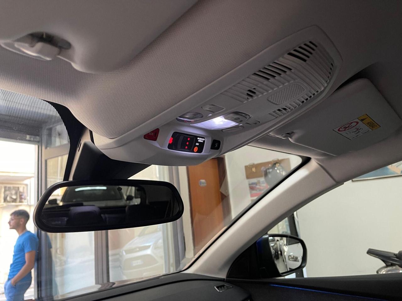 Peugeot 3008 BlueHDI 130 CV S&S Allure