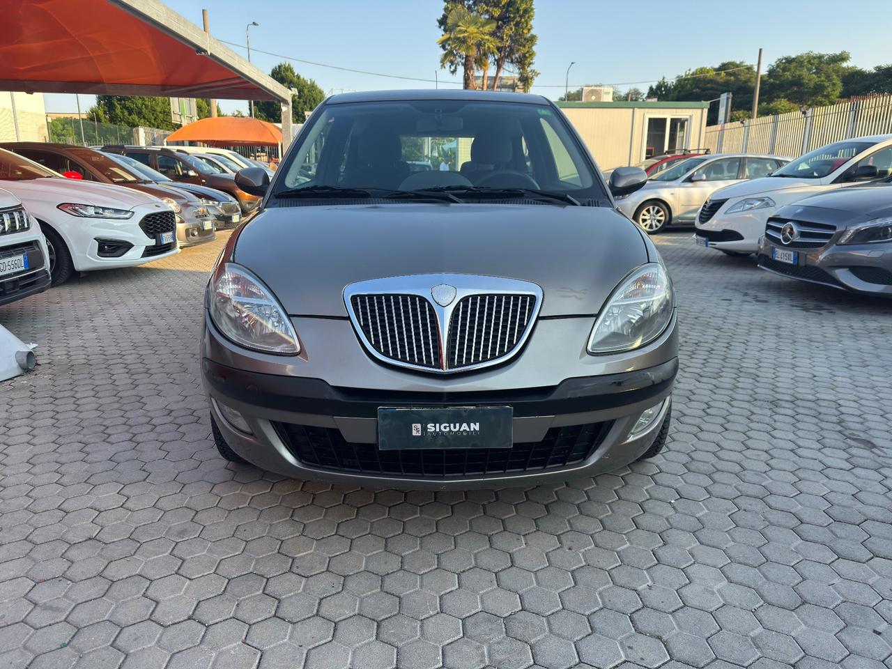 Lancia Ypsilon ADATTA A NEOPATENTATI 1.2 16V Argento