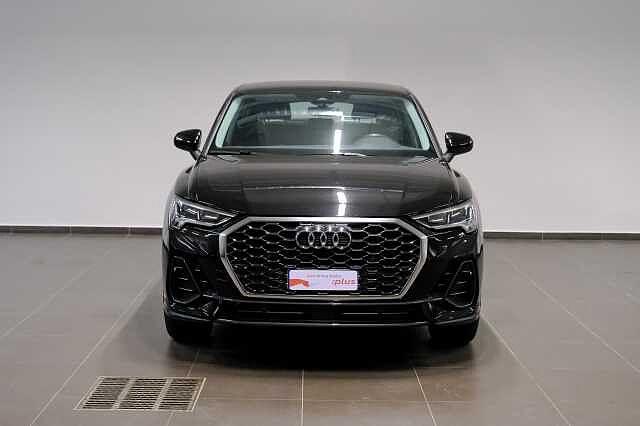 Audi Q3 SPB 35 TFSI Business Plus