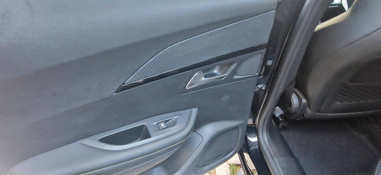 Peugeot 2008 1.5 DIESEL 130CV EAT8 GT Pack ANNO 04/2023 ITALIANA+BIXENO+NAVI