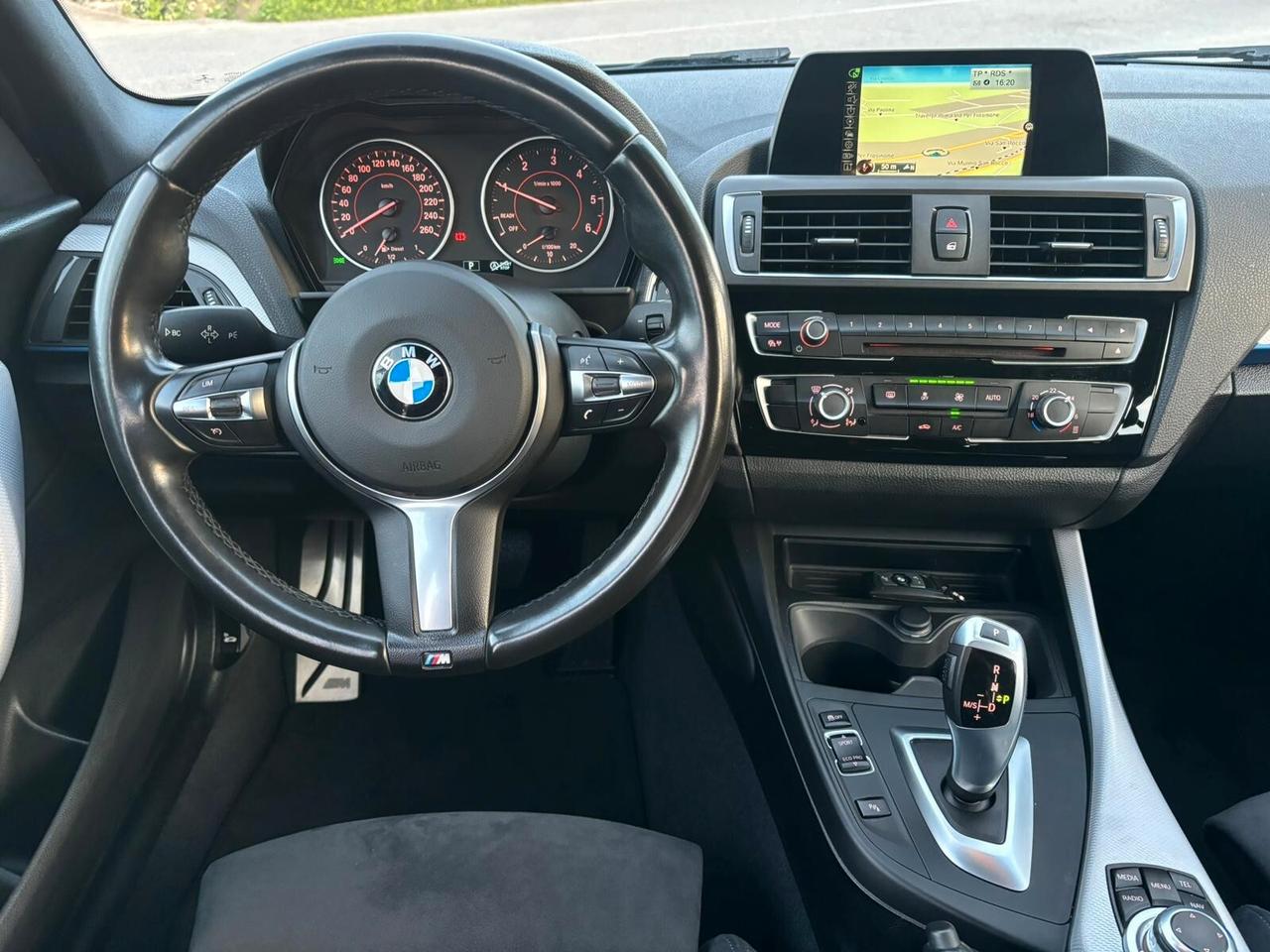 Bmw 116 116d 5p. Msport