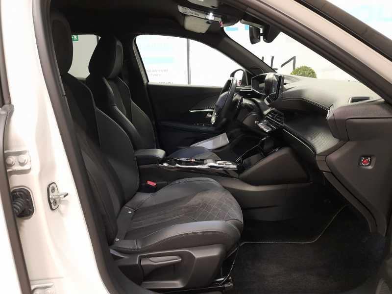 PEUGEOT 2008 II 2020 - 2008 1.5 bluehdi GT Pack s&s 130cv eat8