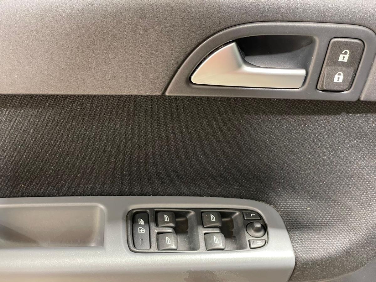 VOLVO - V50 - D4 Summum 2.0 GPL