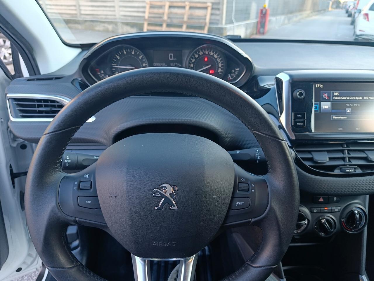 Peugeot 2008 PureTech 82 Allure