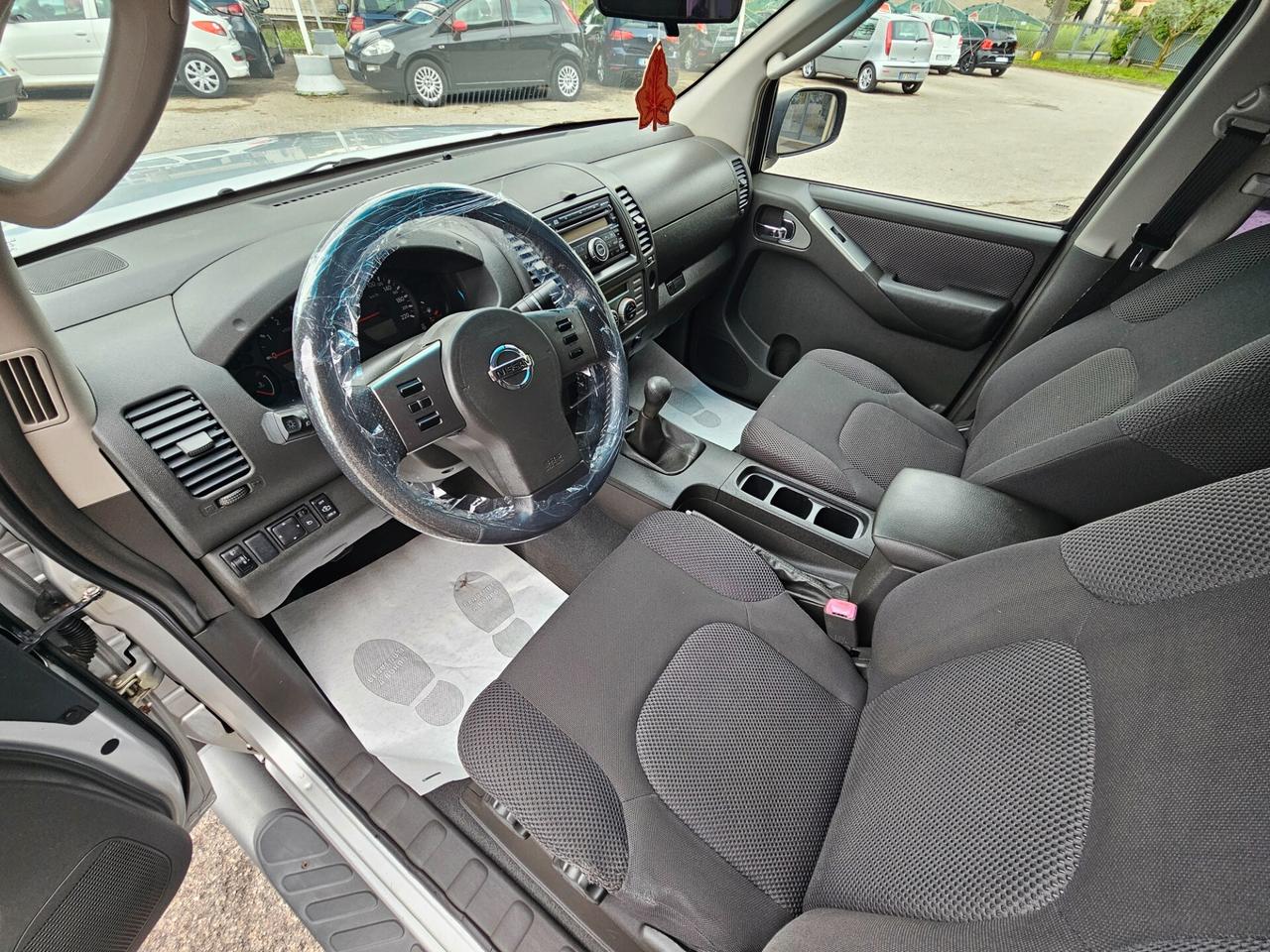 Nissan Navara 2.5 dCi 4 porte Double Cab