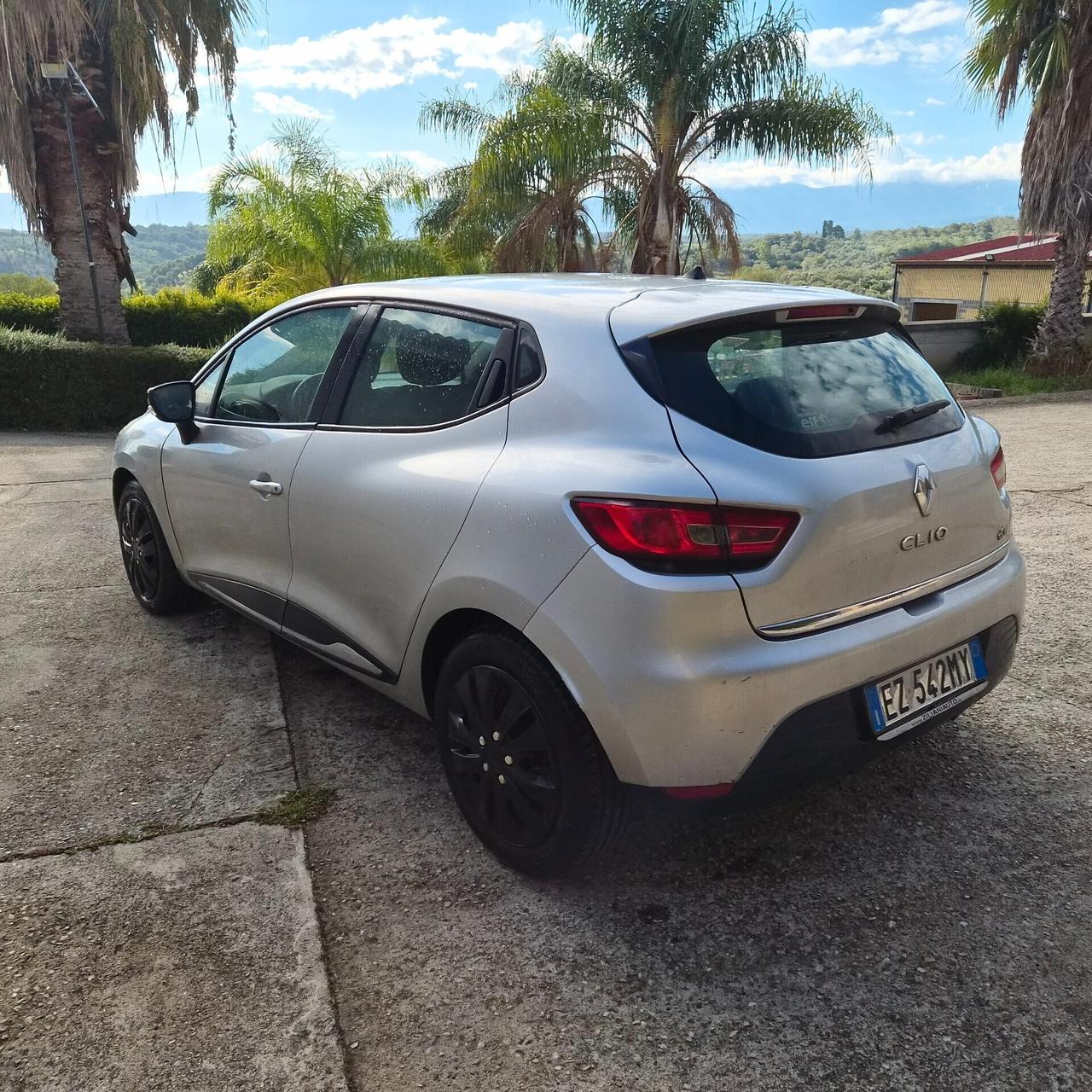 Renault Clio 1.5 dCi 8V 75CV 5 porte Costume National