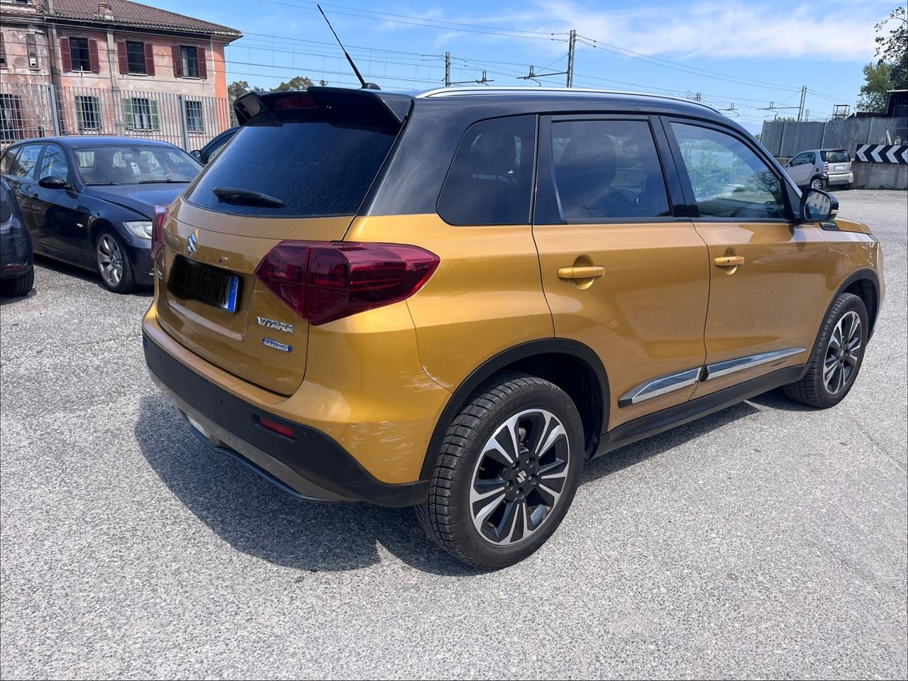 Suzuki Vitara 1.4 Hybrid Top