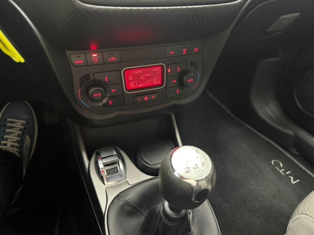 Alfa Romeo MiTo 1.3 JTDm 85 CV S&S Distinctive