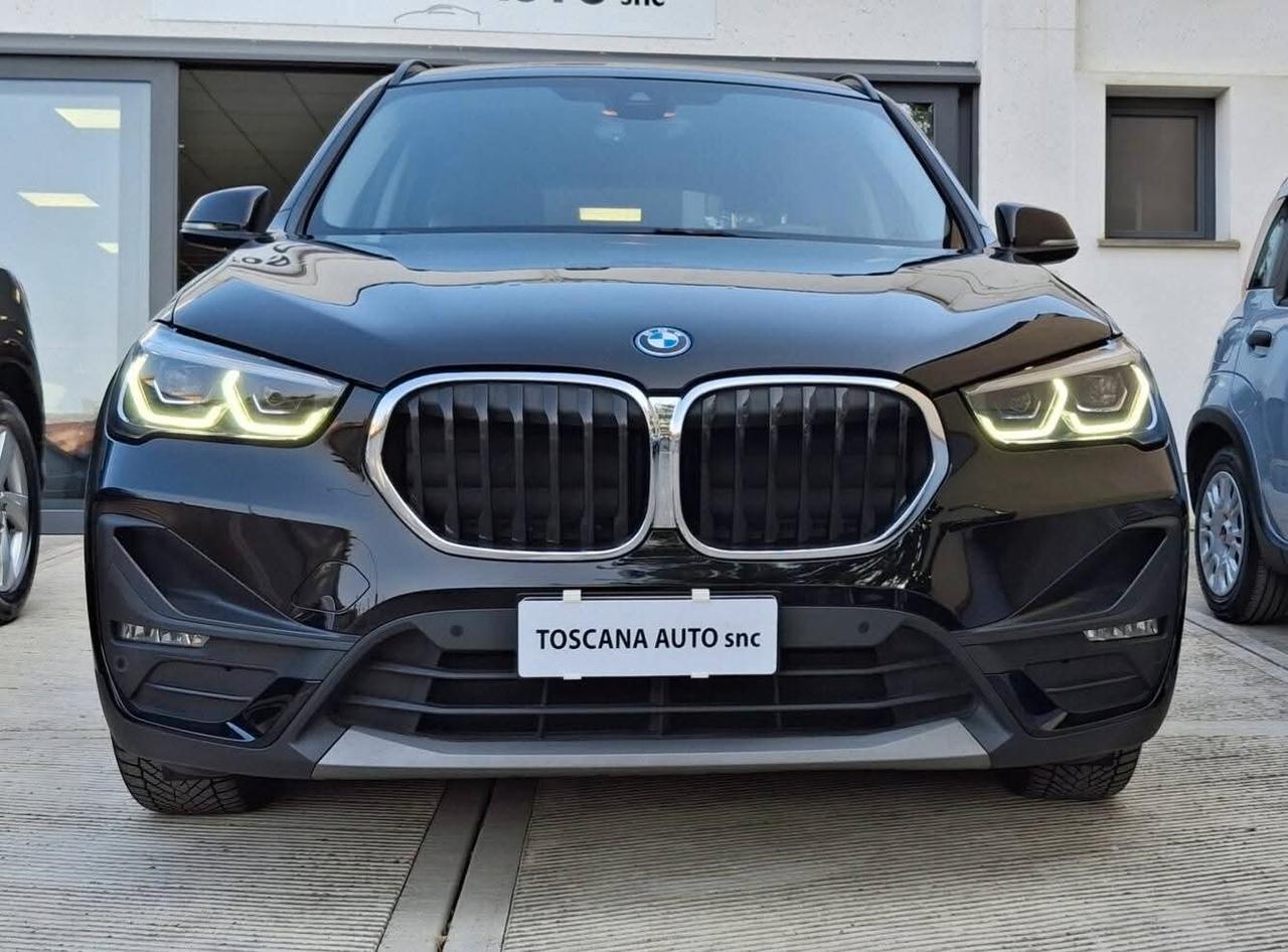 Bmw X1 xDrive25e Sport Cerchi 19 Navigazione full optional