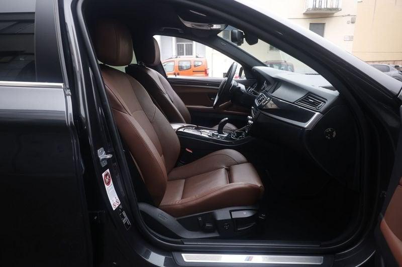 BMW Serie 5 520d Touring Futura DVD TV POSTERIORI Unicoproprietario