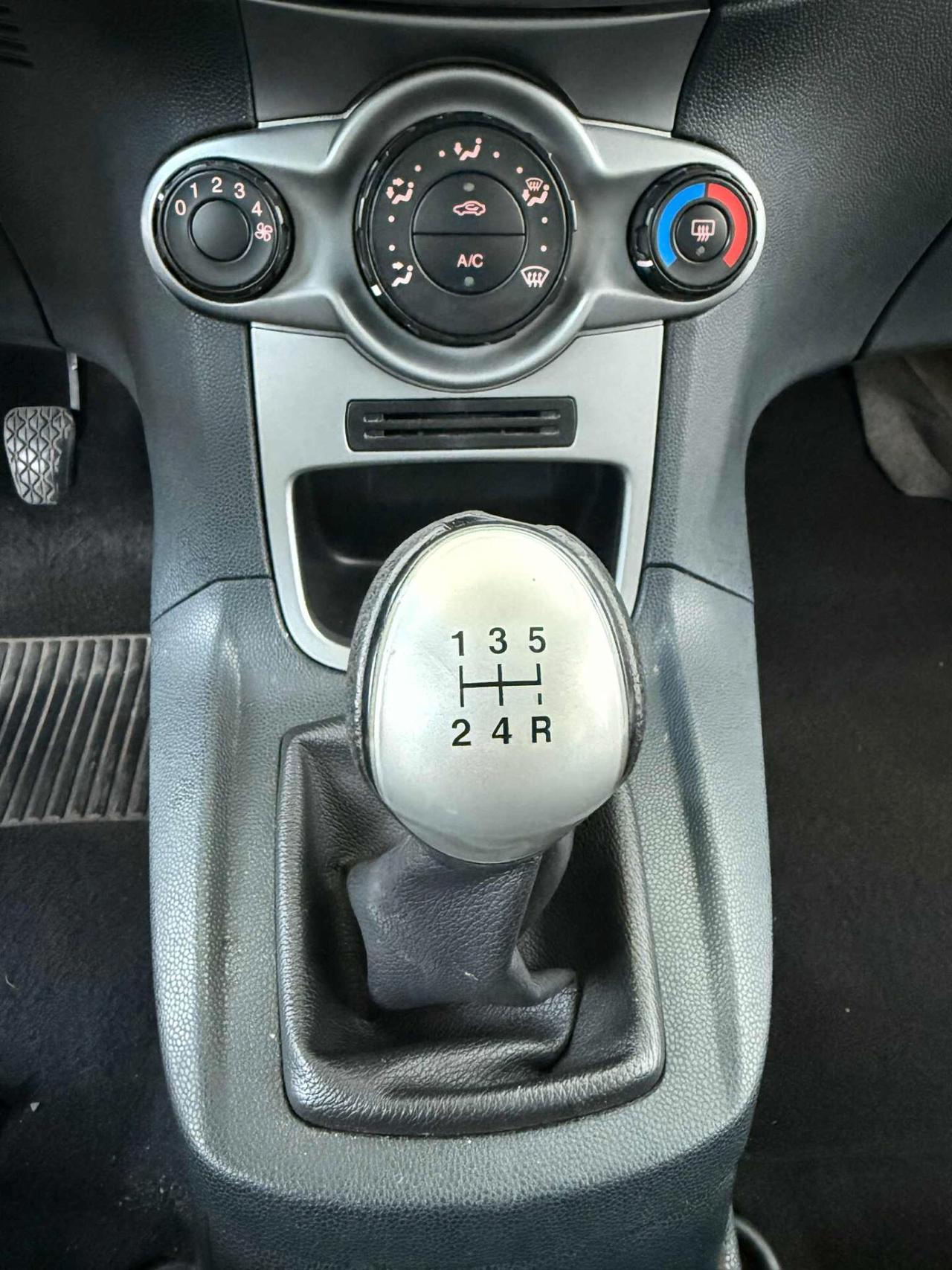 Ford Fiesta, 1.2 Benz, Euro 5, si neop, garanzia