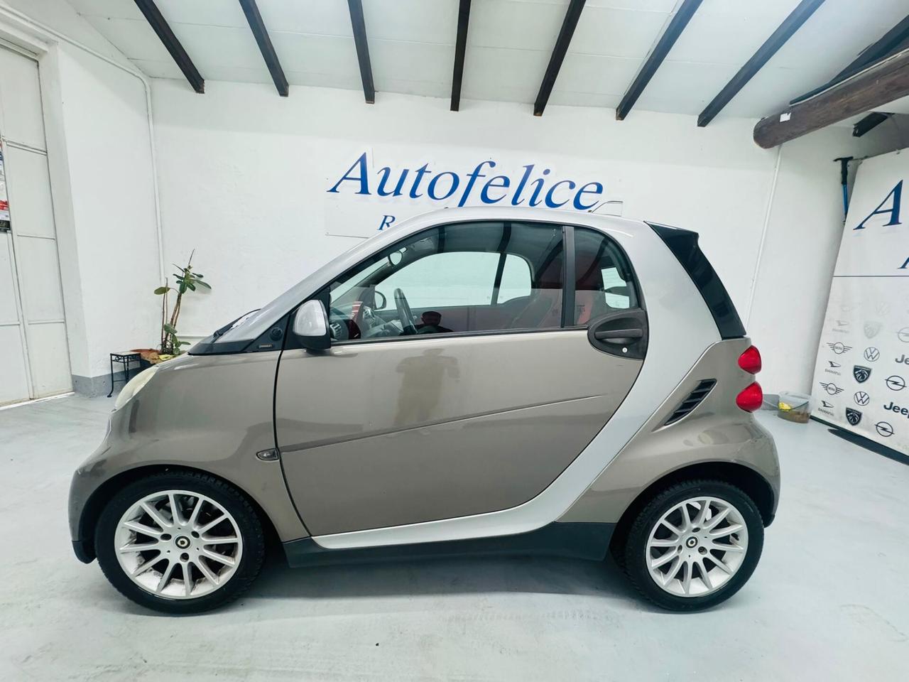 Smart ForTwo 1000 52 kW MHD coupé passion