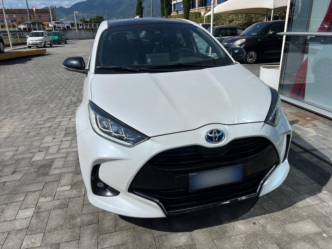Toyota Yaris 1.5 Hybrid 5 porte Lounge