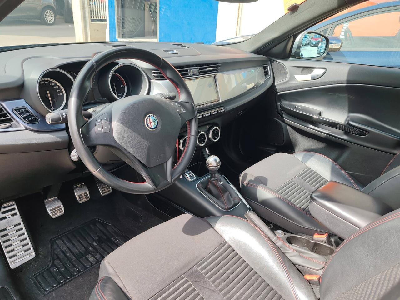 Alfa Romeo Giulietta 2.0 JTDm-2 170 CV Distinctive