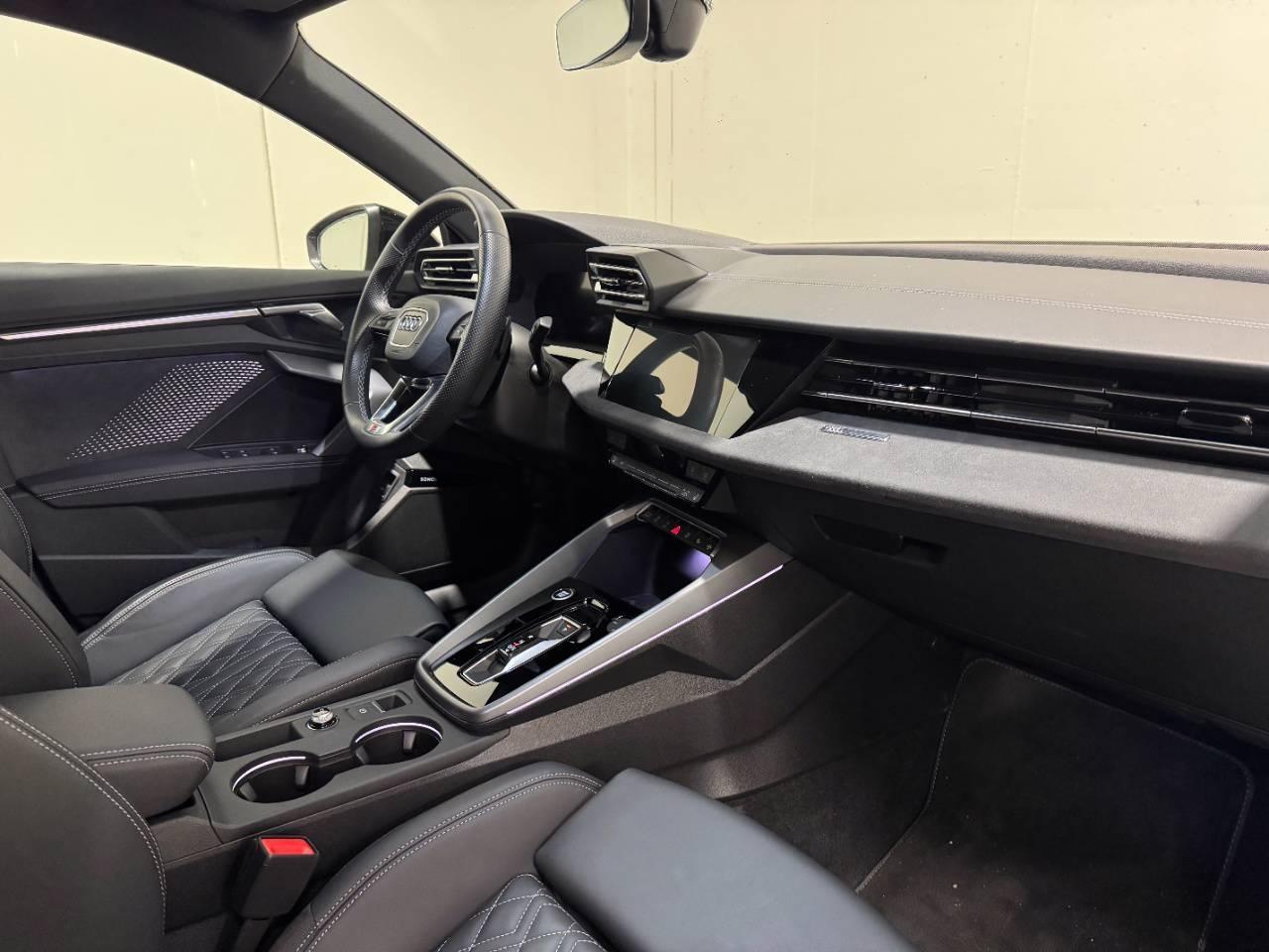 AUDI A3 ALLSTREET 35 TDI S-TRONIC S LINE EDITION