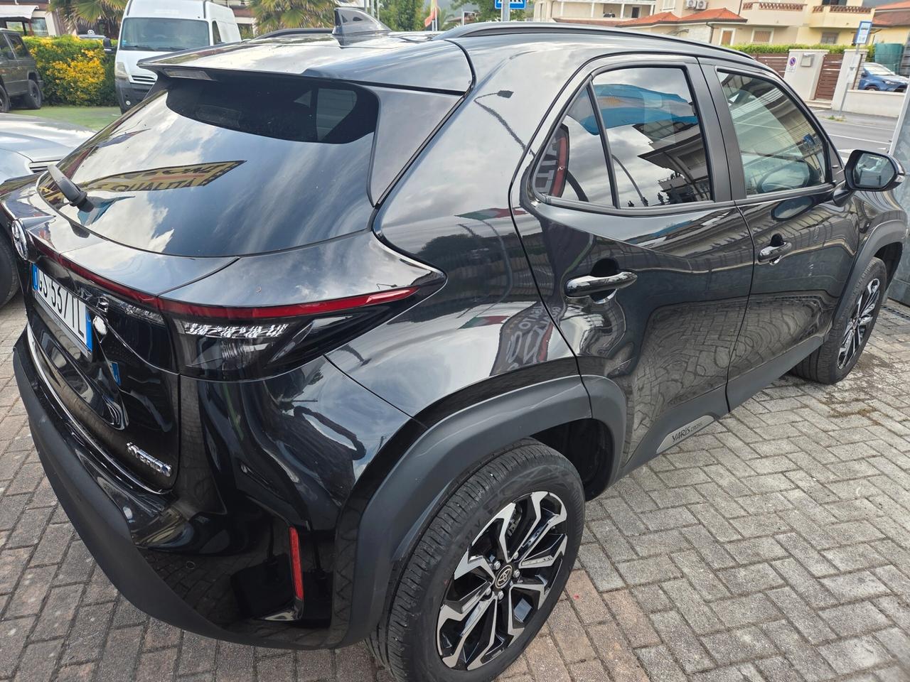 Toyota Yaris Cross 1.5 Hybrid 5p. E-CVT AWD-i Trend