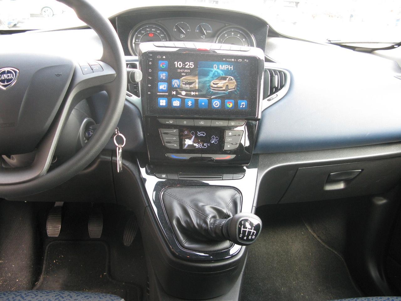 Lancia Ypsilon 1.0 FireFly 5 porte S&S Hybrid Gold