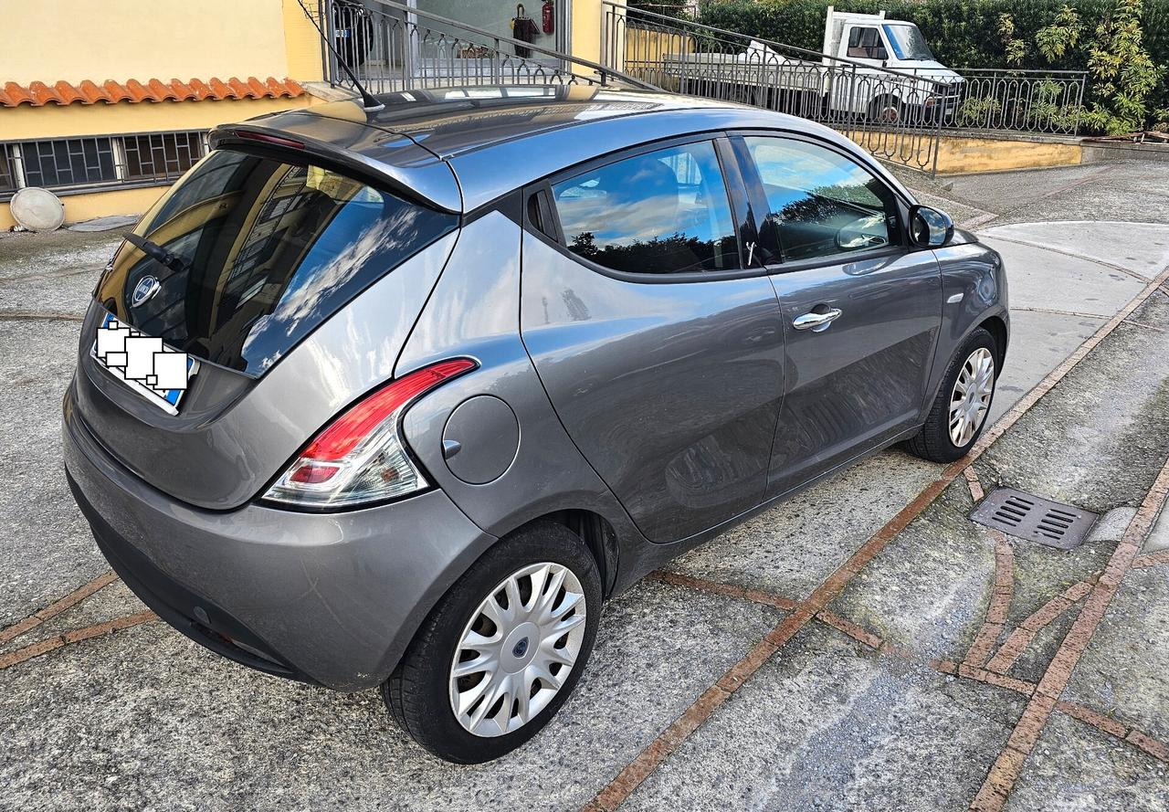 Lancia Ypsilon 1.2 GPL BEN TENUTA GARANZIA