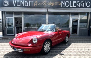 Alfa Romeo Spider 2.0i