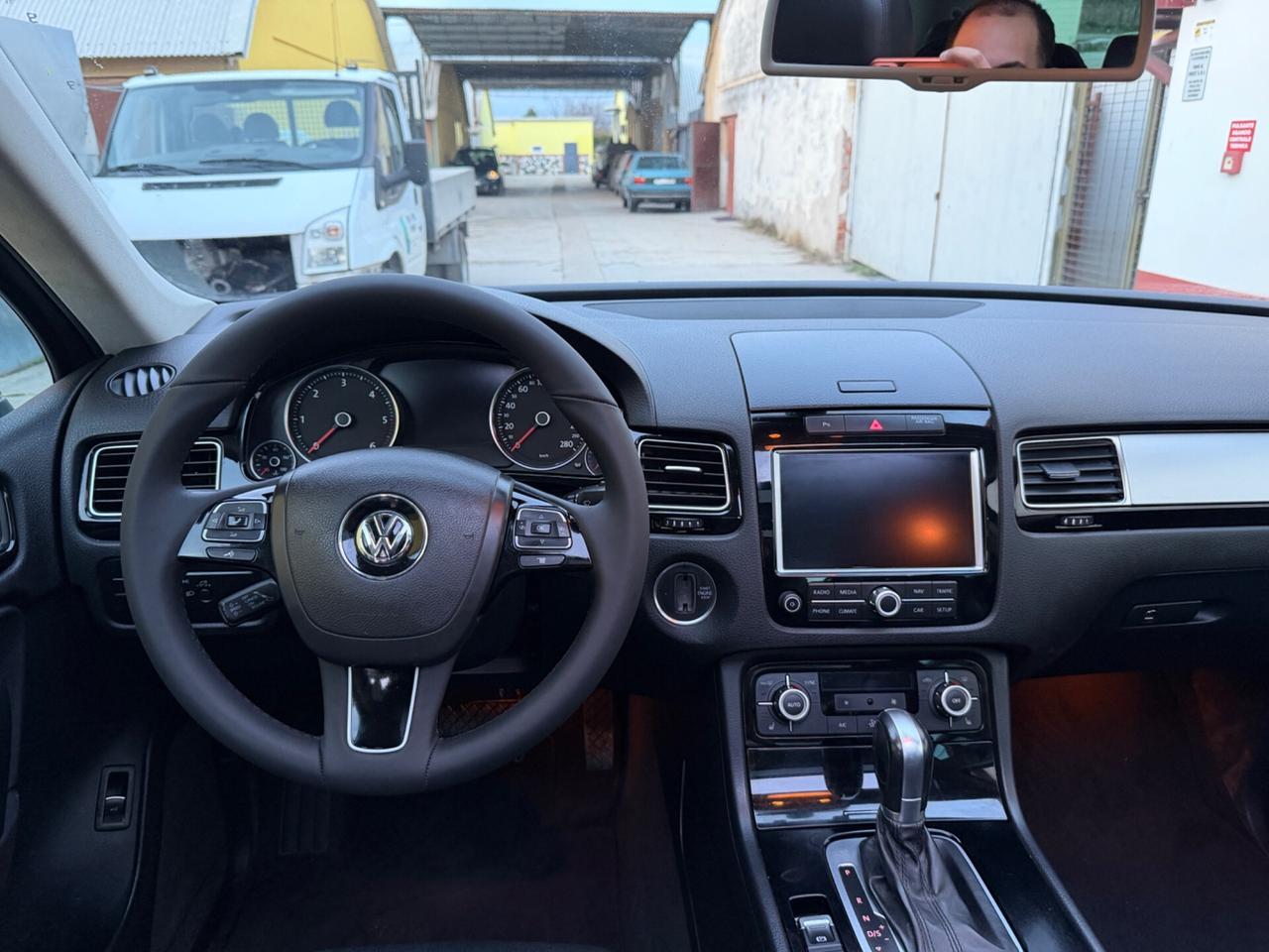Volkswagen Touareg 3.0 TDI 204 CV tetto Gancio T.