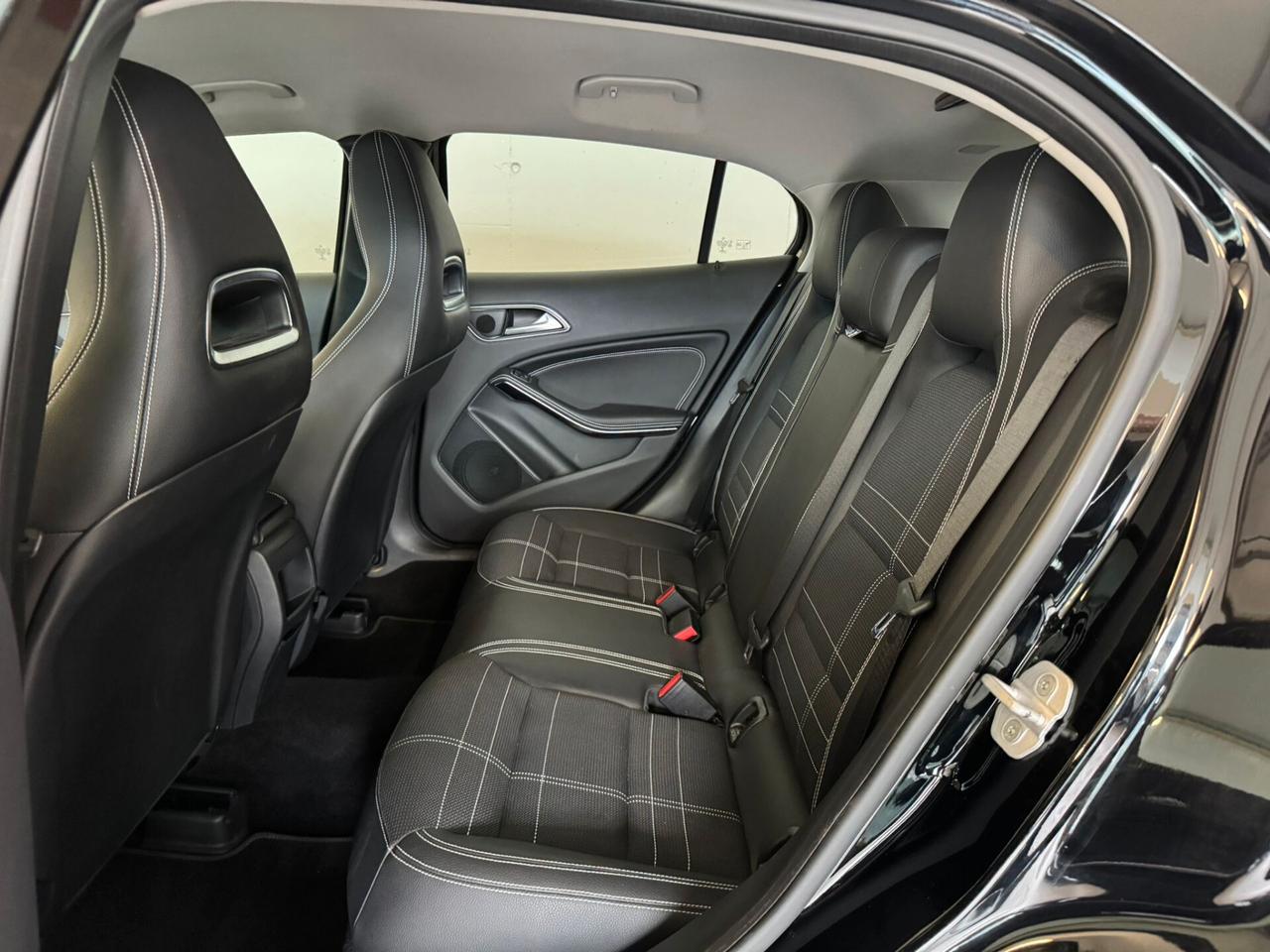Mercedes-benz GLA 220 d Automatic 4Matic Urban