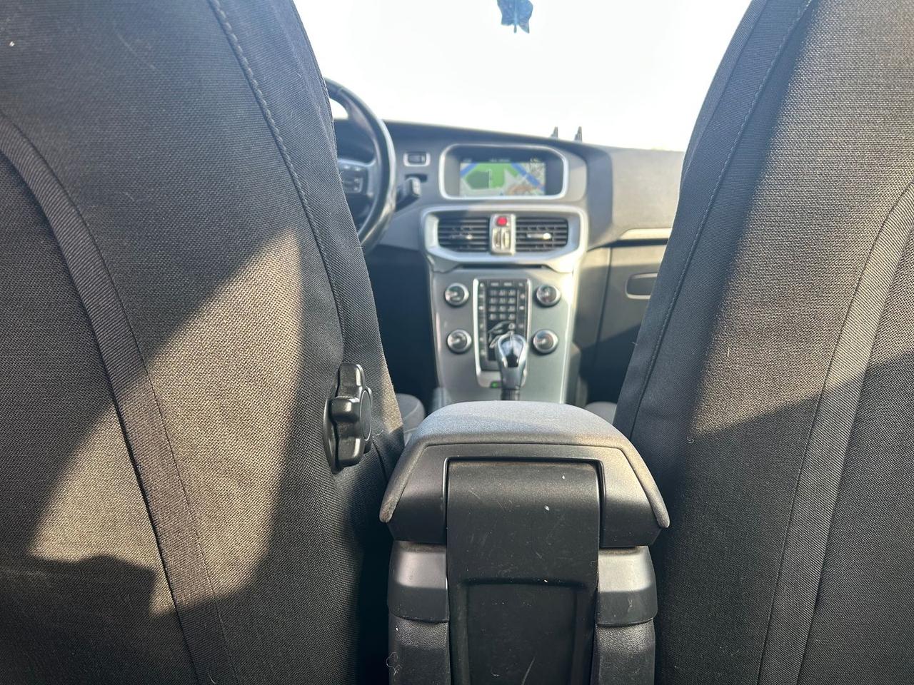 Volvo V40 Kinetic 2.0 D3 #9721