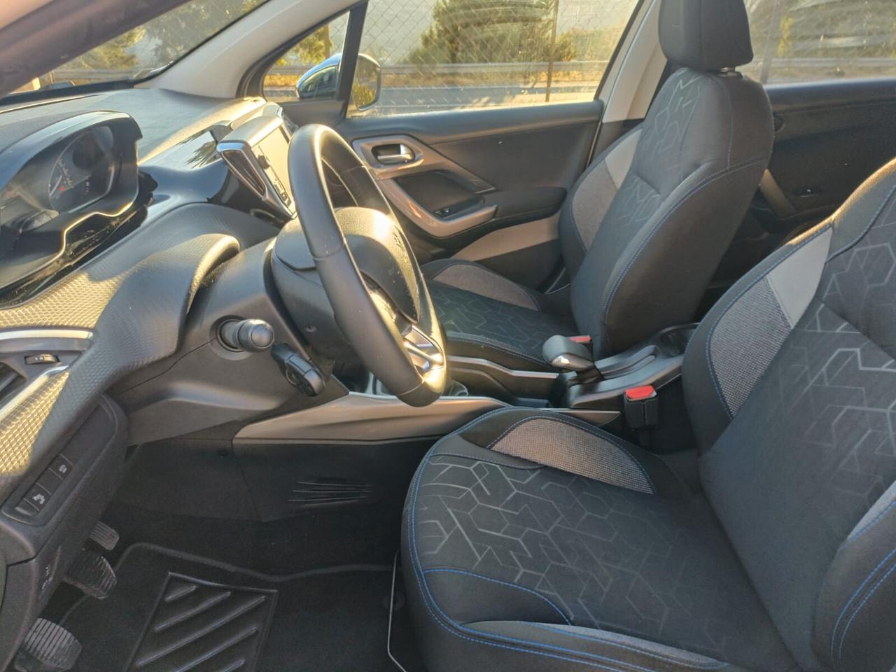 Peugeot 2008 PureTech 82 S&S Allure - 2019