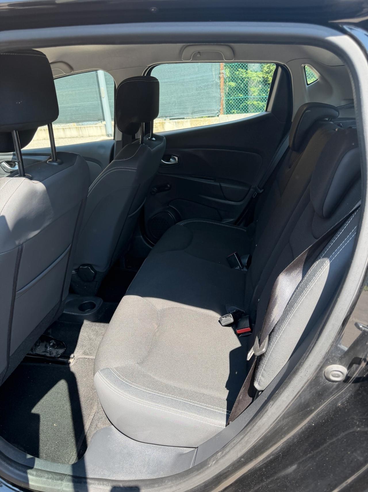 Renault Clio 1.5 dci - NEOPATENTATI - 12 MESI DI GARANZIA -