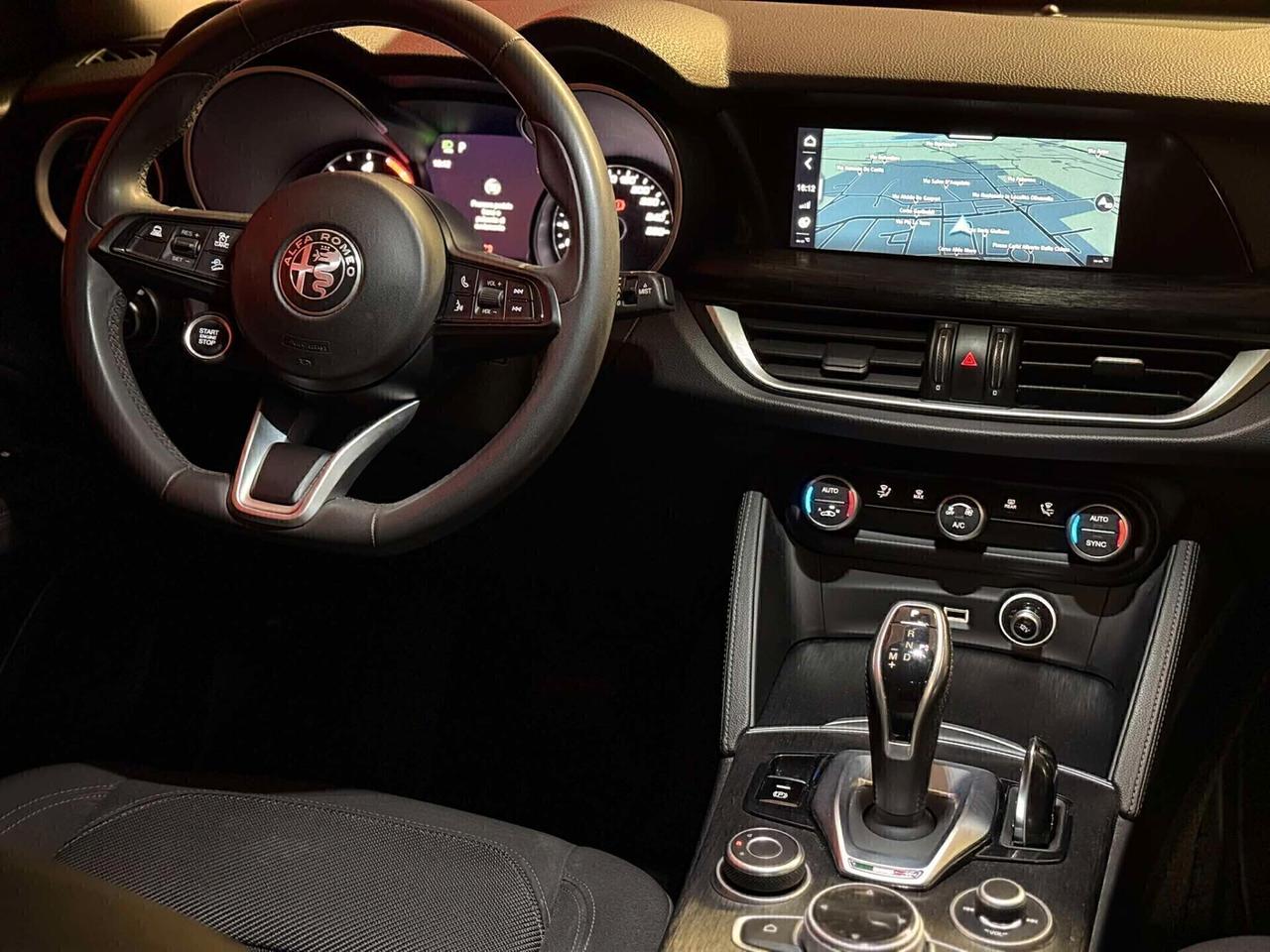 Alfa Romeo Stelvio 2.2 Turbodiesel 190 CV AT8 Q4 Business